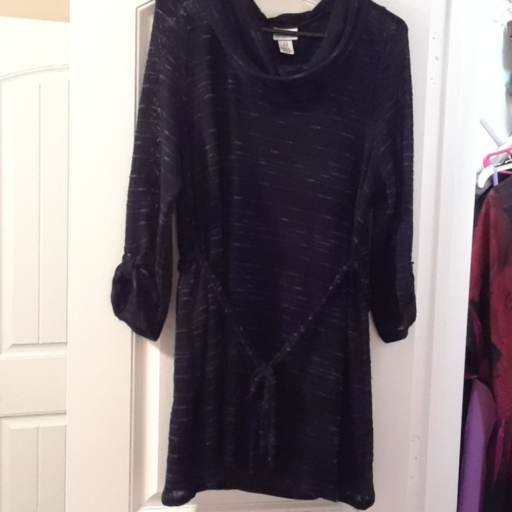 Light weight maternity sweater